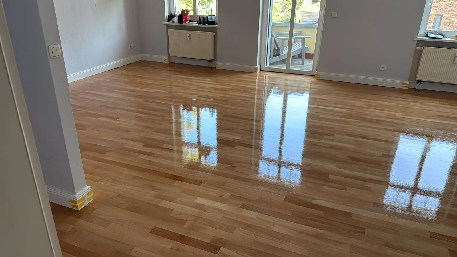 Parkett verlegen lassen in Berlin - Bodenleger mit professioneller Ausführung